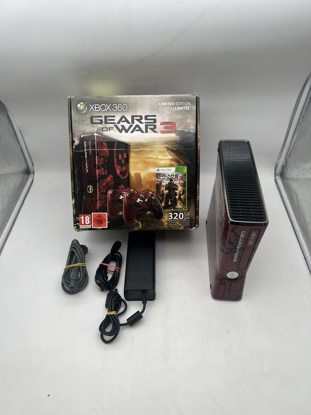 Microsoft Xbox 360 Gears of War 3 Limited Edition Slim Konsole - OVP - Rot