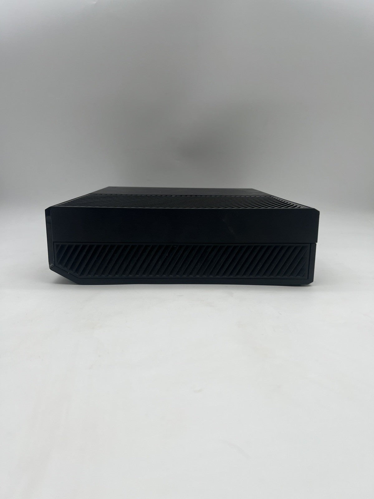 Microsoft Xbox One Konsole - Spielekonsole - Schwarz - OVP - Ohne Controller