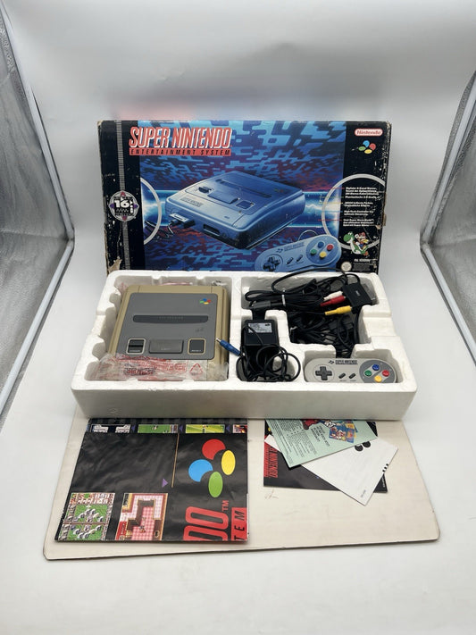 Super Nintendo - SNES Konsole - Controller + Alle Kabeln - OVP - Original