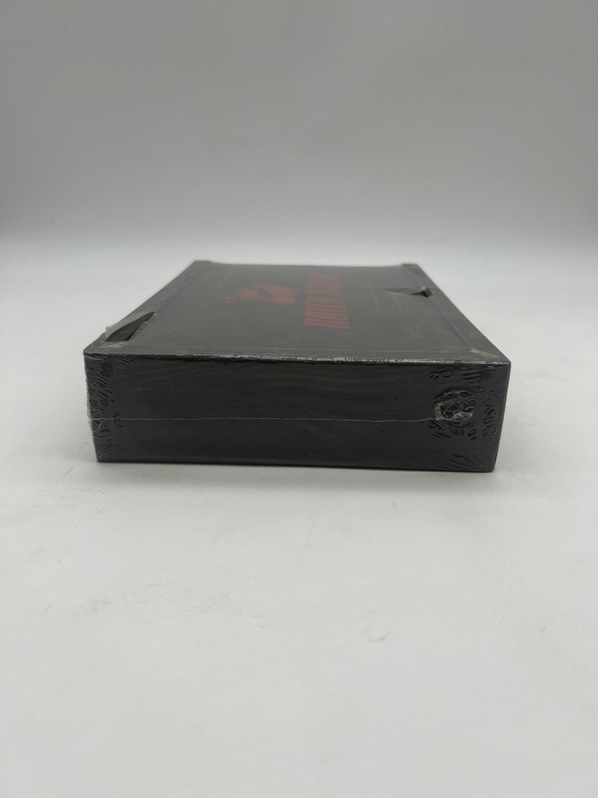 Roter Staub - uncut Limited Collectors Edition - Holzbox - DVD / Blu-ray - Neu