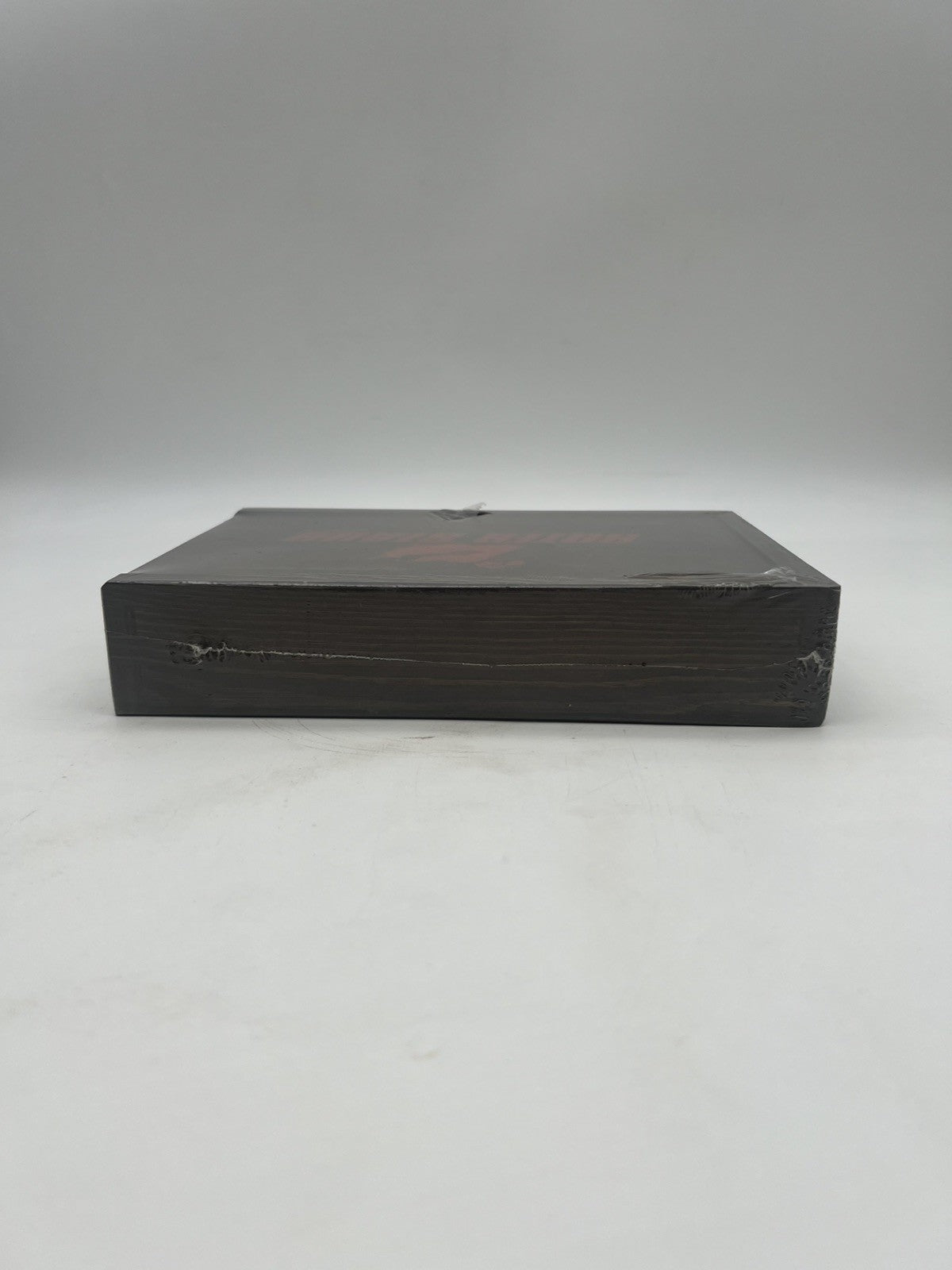 Roter Staub - uncut Limited Collectors Edition - Holzbox - DVD / Blu-ray - Neu