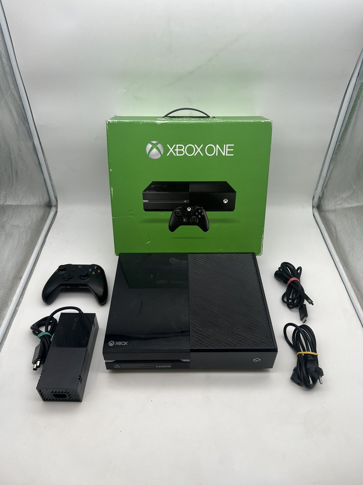 Microsoft Xbox One Konsole - 500GB - Spielekonsole - Schwarz - OVP