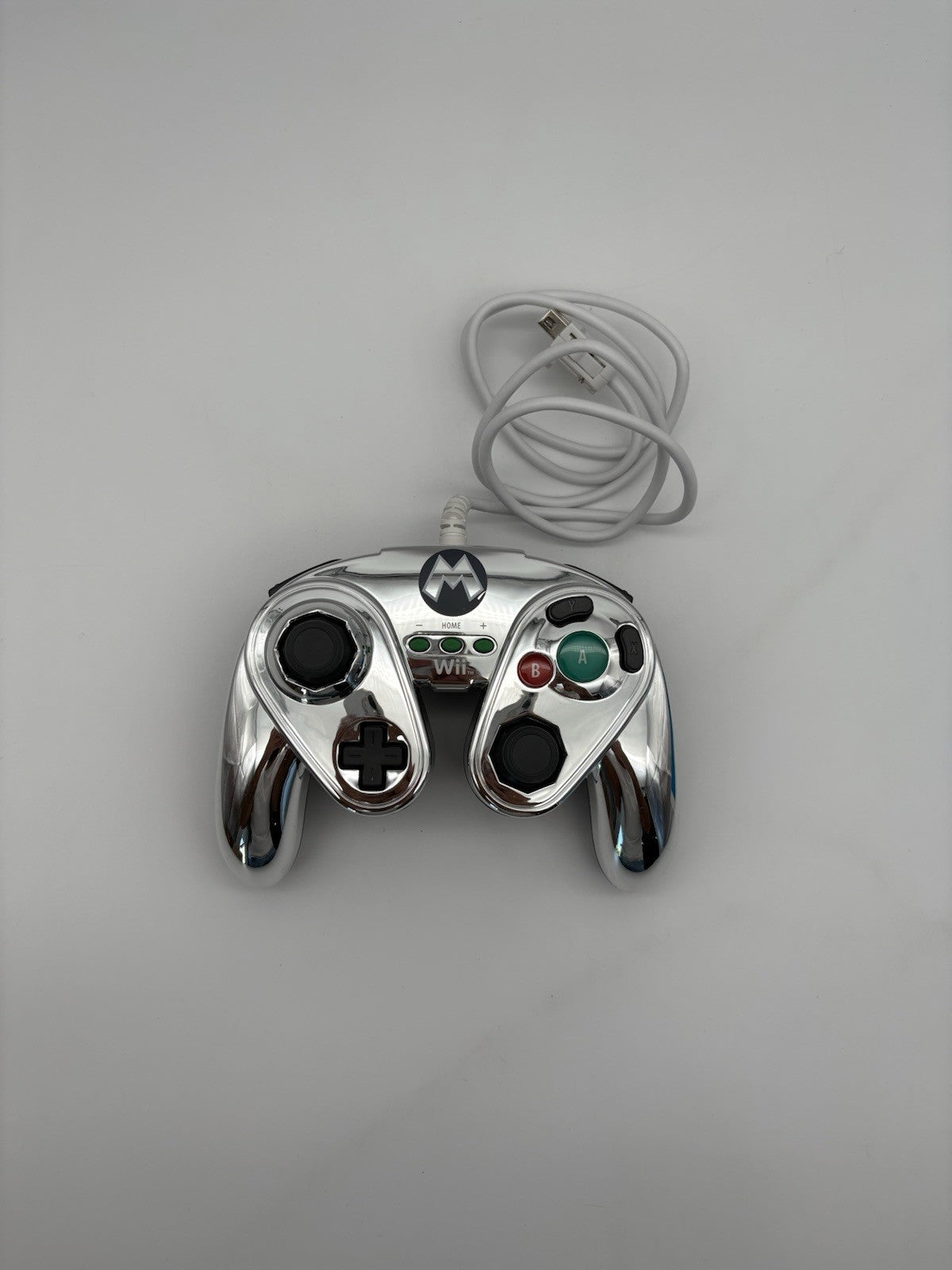Metal Mario Controller - Chrome - Wired Fight Pad - Nintendo Wii U - OVP