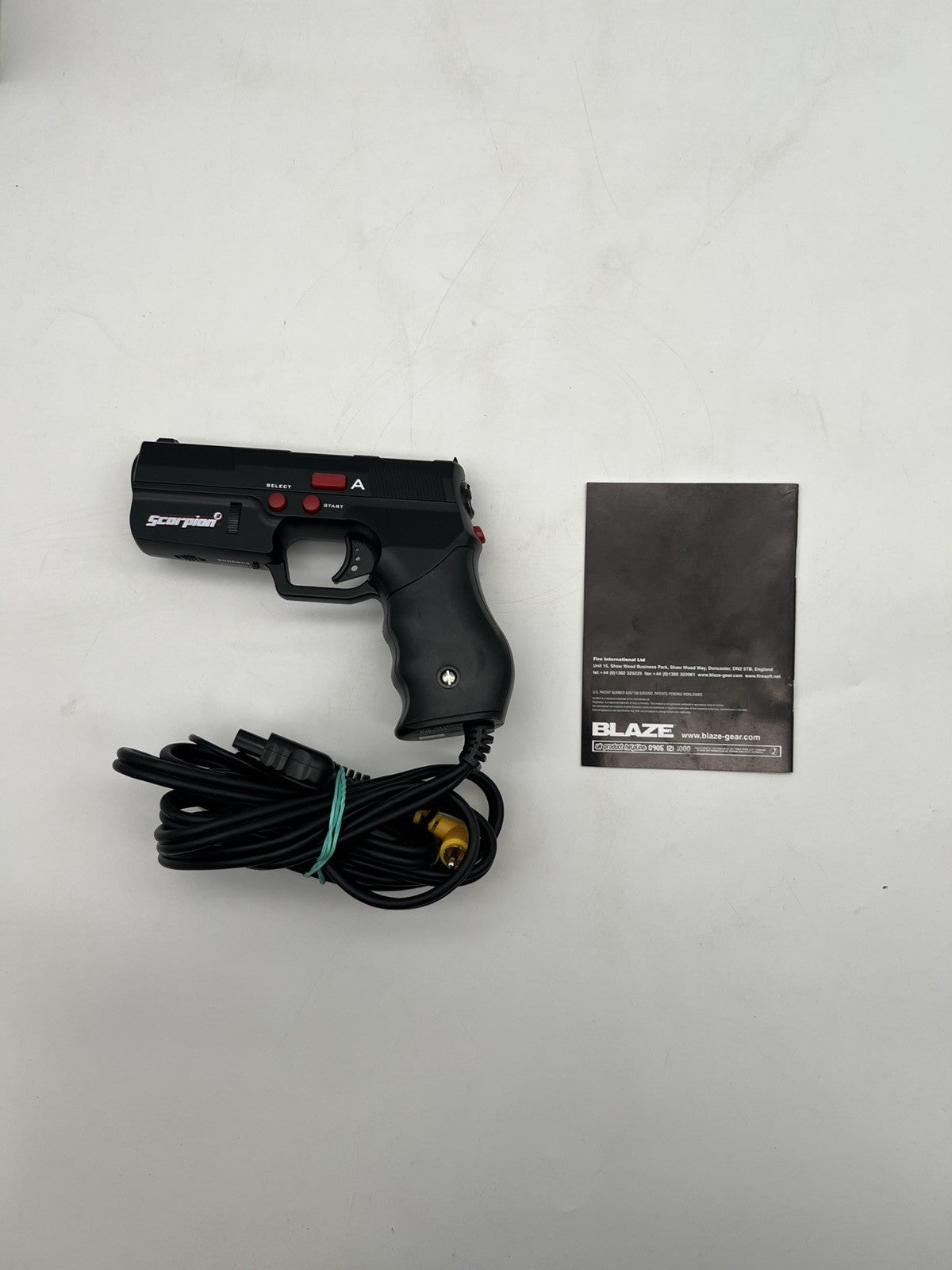 Scorpion 3 Lightgun – pistole für Sony PlayStation 2 -  (PS1 PS2) - OVP - Gun