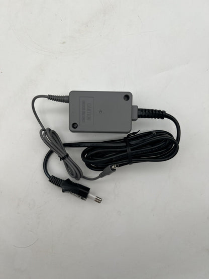 Nintendo GameBoy Advance AC-DC Adapter Set Netzteil Kabel in OVP GBA