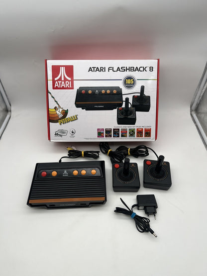 Atari Flashback 8 mit 105 vorinstallierten Spielen - OVP - 2 Controller